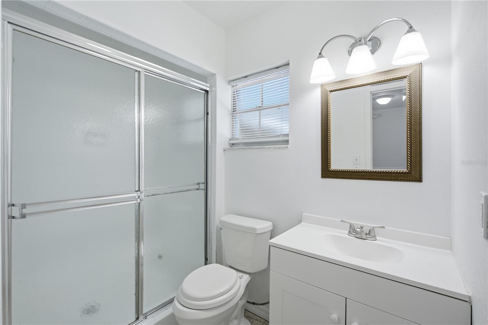 Single Family Residence at 604 ROYAL CREST DR, BRANDON, photo 30 of 55