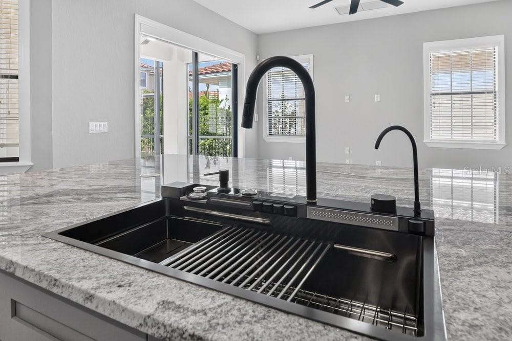 Single Family Residence at 10459 STAPELEY DR, ORLANDO, photo 13 of 53