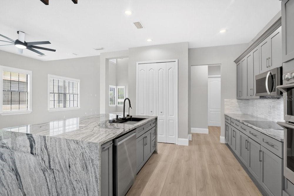 Single Family Residence at 10459 STAPELEY DR, ORLANDO, photo 14 of 53