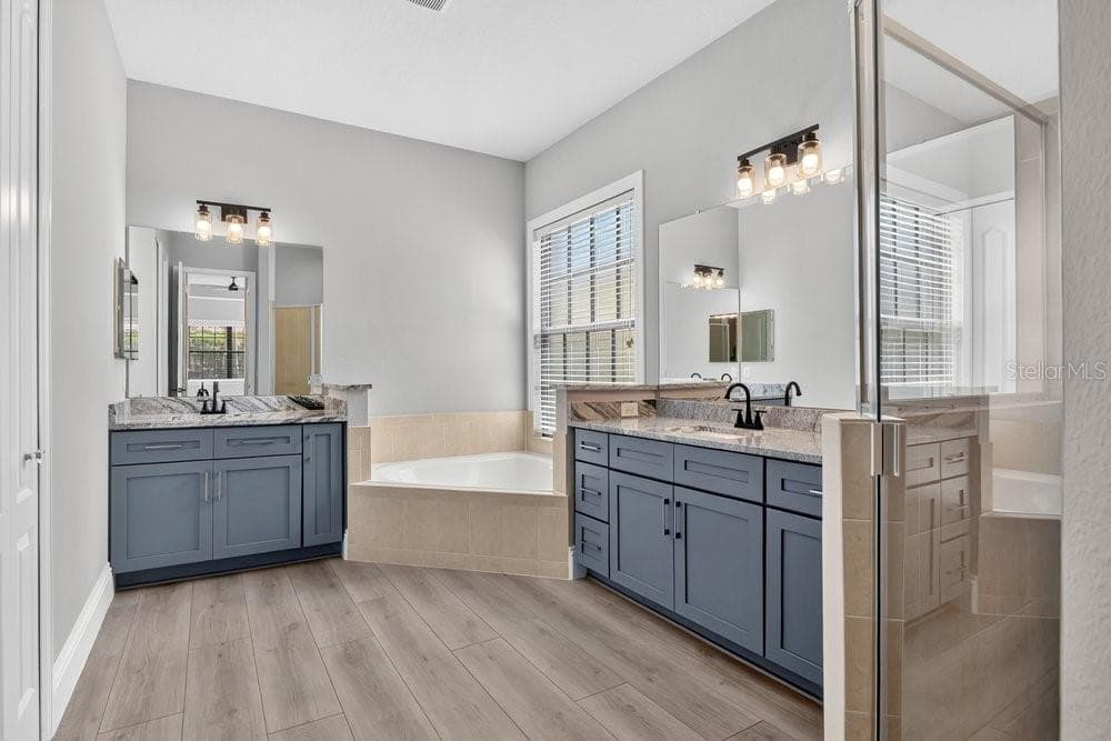 Single Family Residence at 10459 STAPELEY DR, ORLANDO, photo 19 of 53