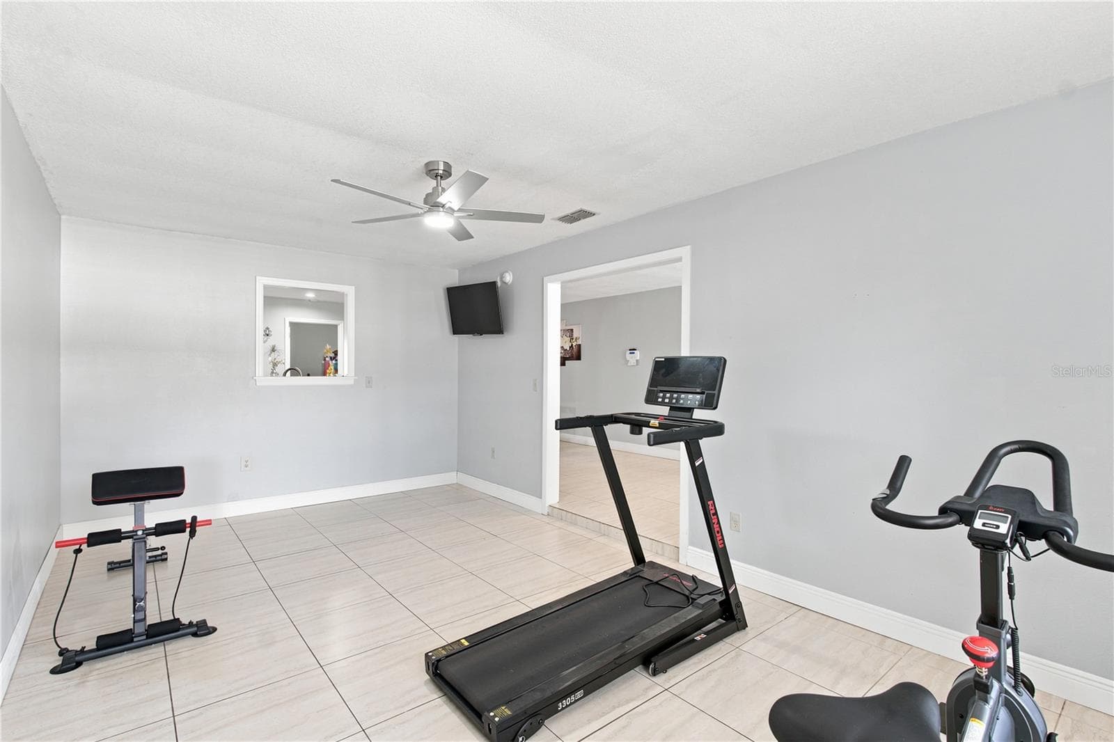 Single Family Residence at 6513 N MANHATTAN AVE, TAMPA, photo 10 of 27