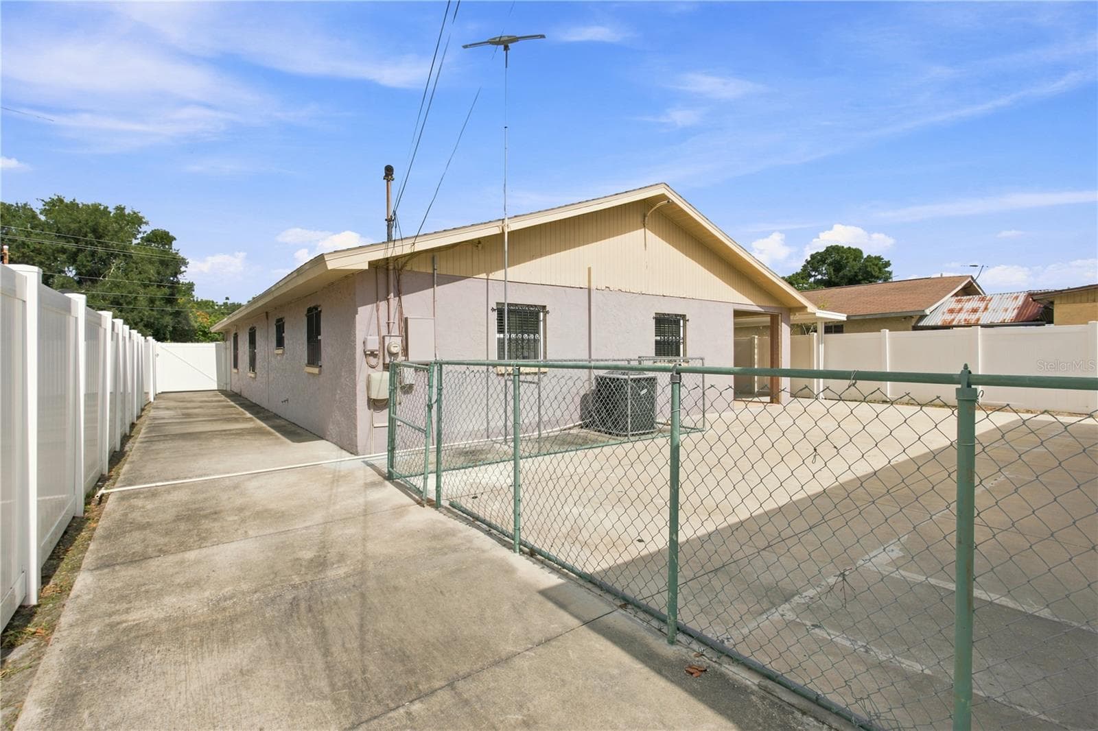 Single Family Residence at 6513 N MANHATTAN AVE, TAMPA, photo 22 of 27