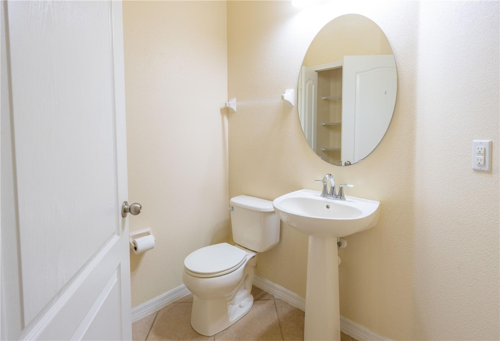 Townhouse at 15510 CAMPDEN ST, WINTER GARDEN, photo 6 of 17