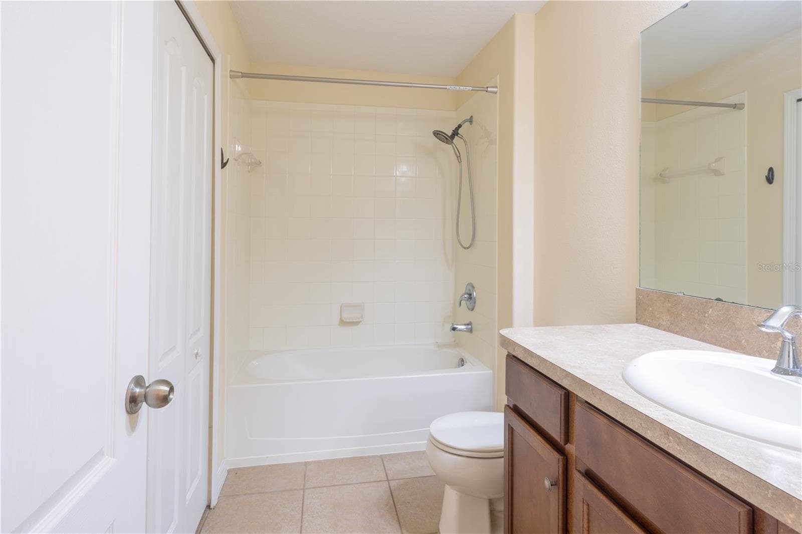 Townhouse at 15510 CAMPDEN ST, WINTER GARDEN, photo 8 of 17