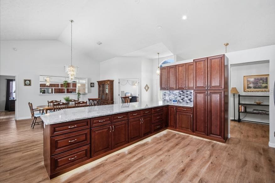 Single Family Residence at 483 LINCOLN AVE, MASARYKTOWN, photo 9 of 41