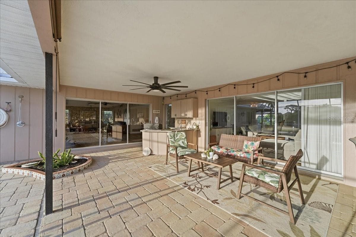 Single Family Residence at 413 SIGNORELLI DR, NOKOMIS, photo 35 of 44