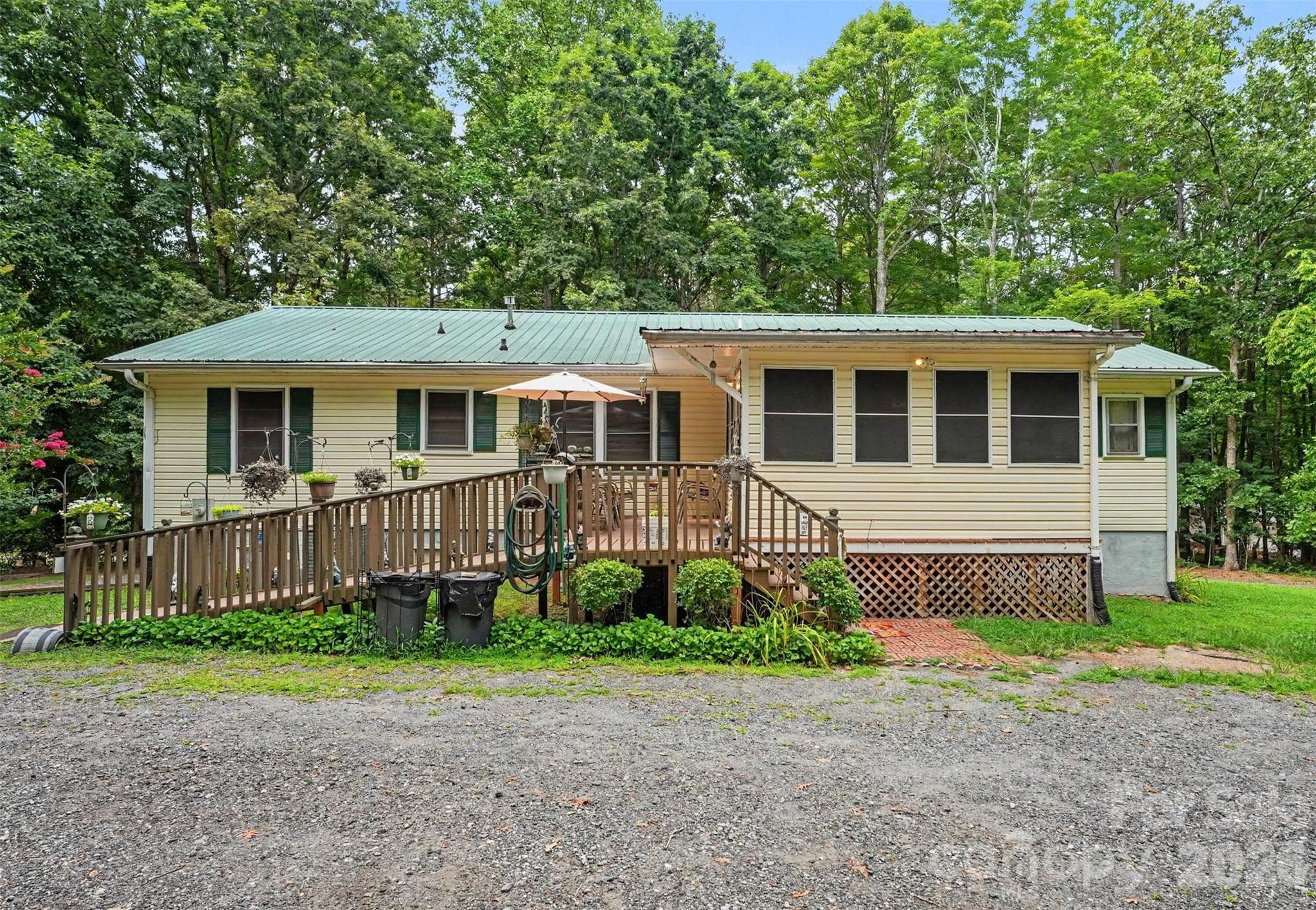 Single Family Residence at 5203 Winton Street, Kannapolis, photo 2 of 32