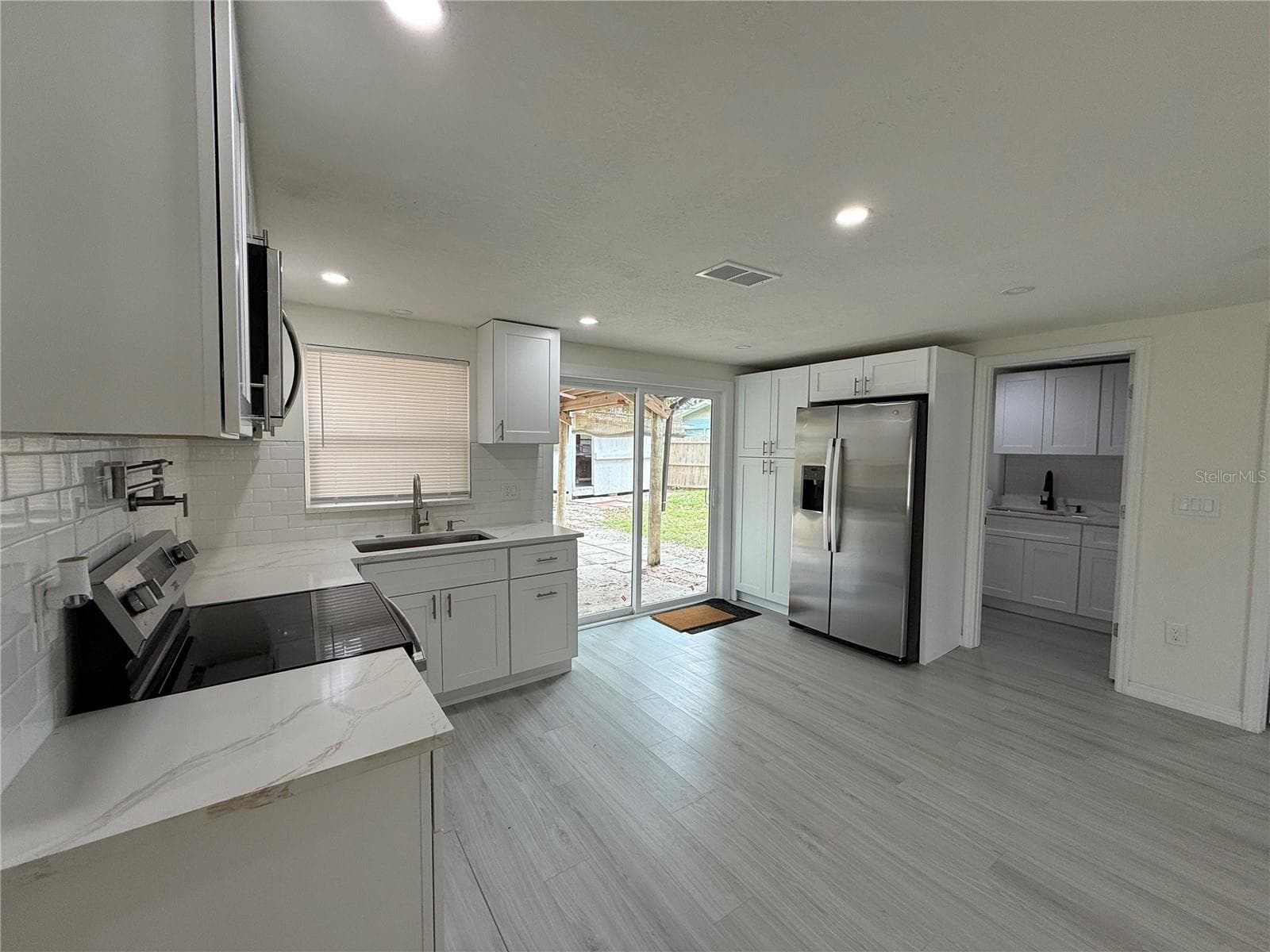Single Family Residence at 4553 EDITH ST, NEW PORT RICHEY, photo 5 of 19
