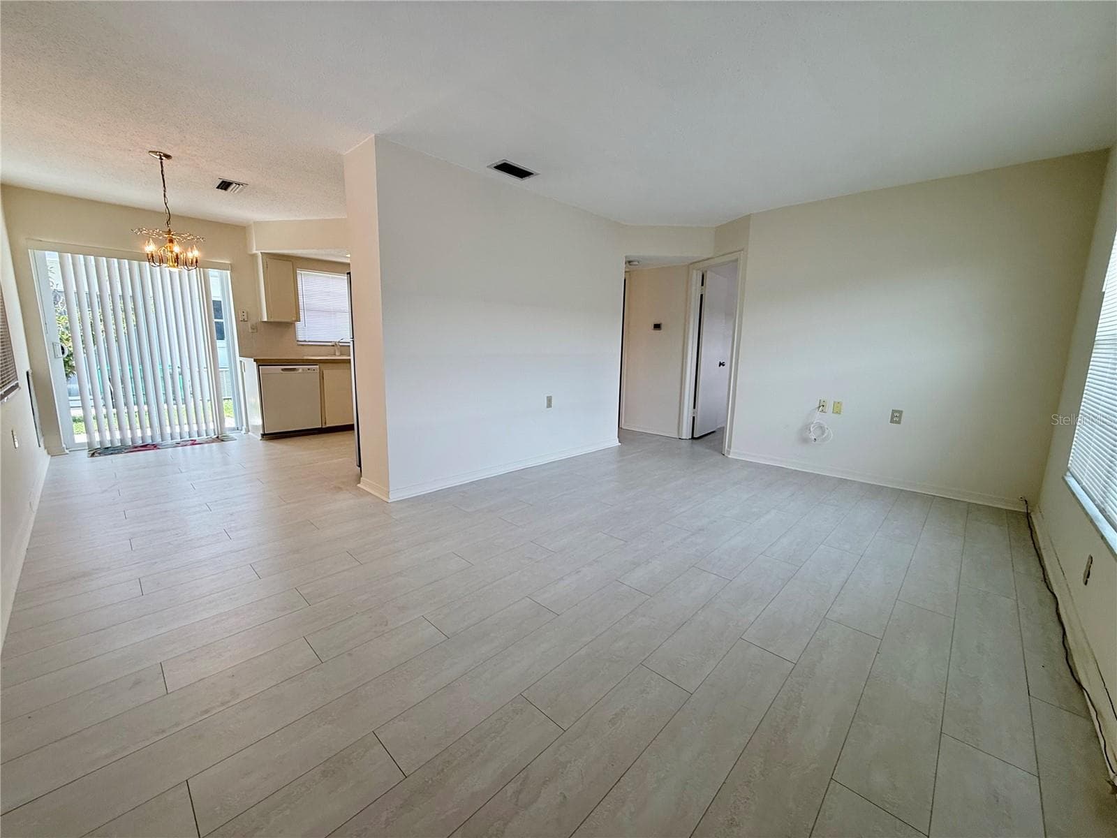 Villa at 7847 39TH TER N, ST PETERSBURG, photo 3 of 22