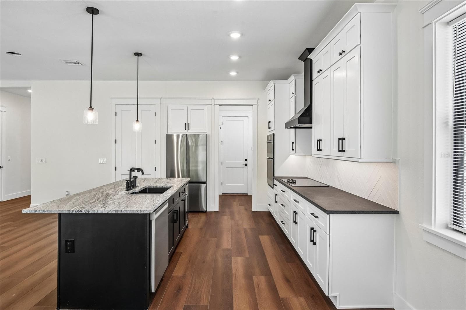 Kitchen - 3819 71ST ST N, ST PETERSBURG