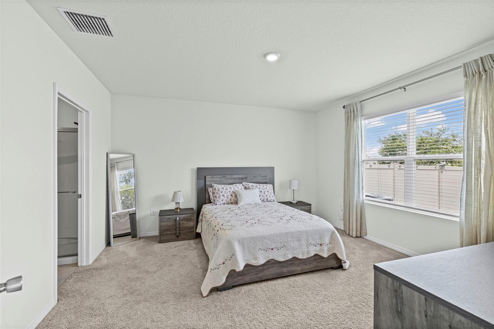 Single Family Residence at 10914 PENNY GALE LOOP, SAN ANTONIO, photo 4 of 39