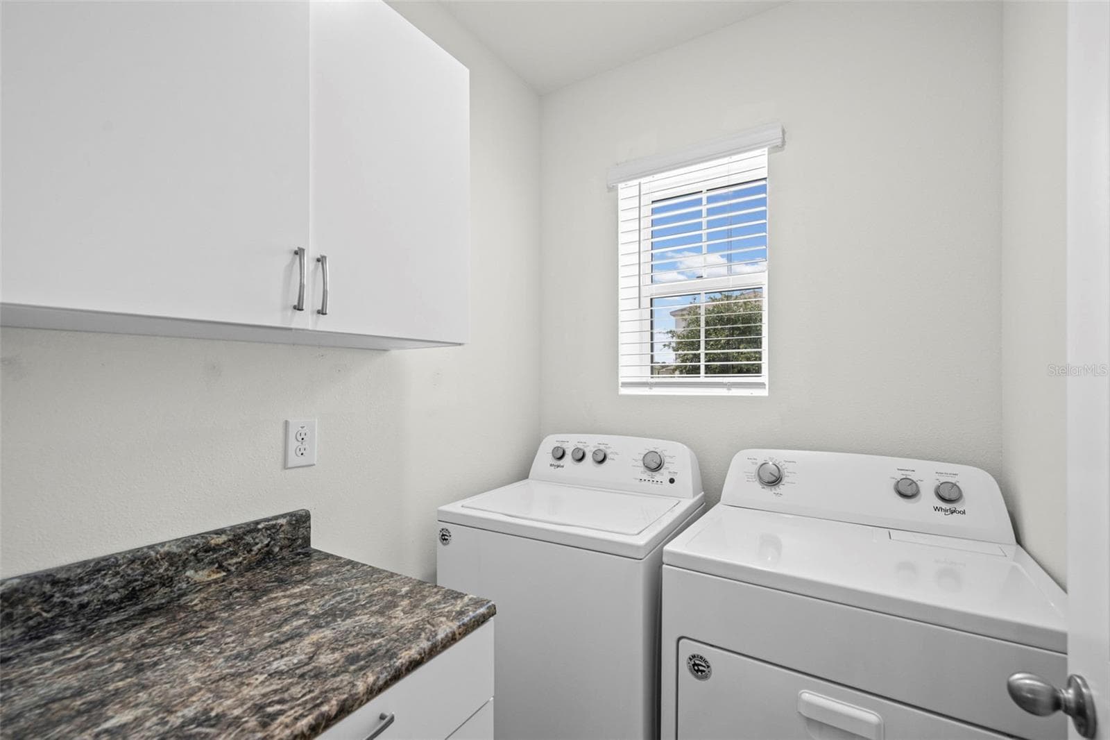 Single Family Residence at 10914 PENNY GALE LOOP, SAN ANTONIO, photo 21 of 39