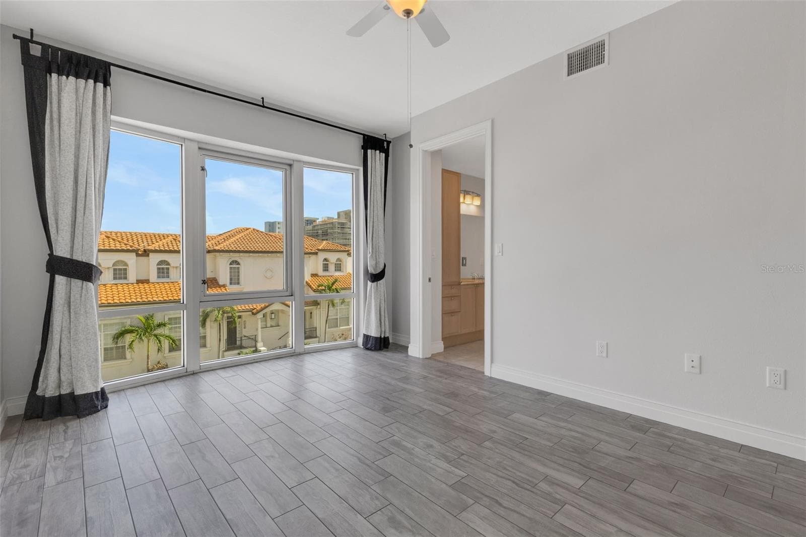 Townhouse at 235 COCOANUT AVE #108B, SARASOTA, photo 19 of 43