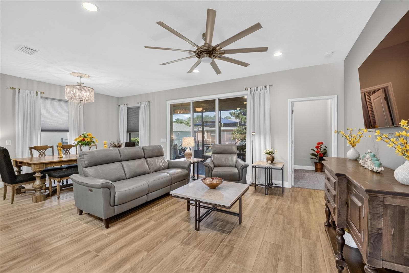 Living Room - 3508 NW 55TH CT, OCALA