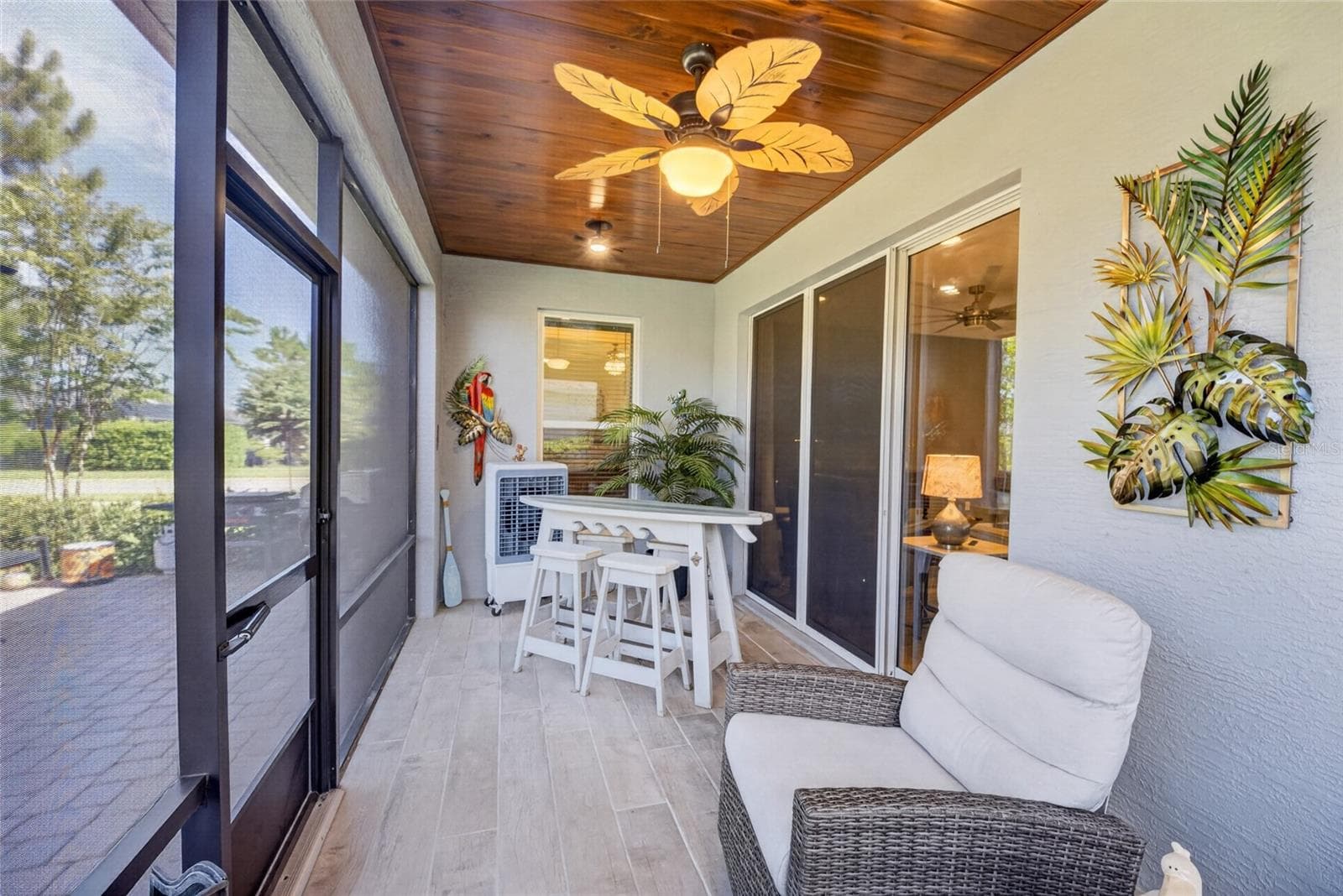 Covered & Screened in Back Porch - 3508 NW 55TH CT, OCALA