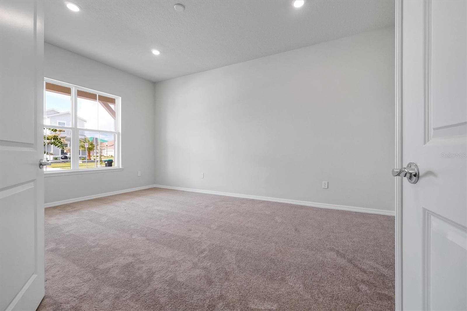 Single Family Residence at 8399 PARK CLIFF WAY, ORLANDO, photo 23 of 65