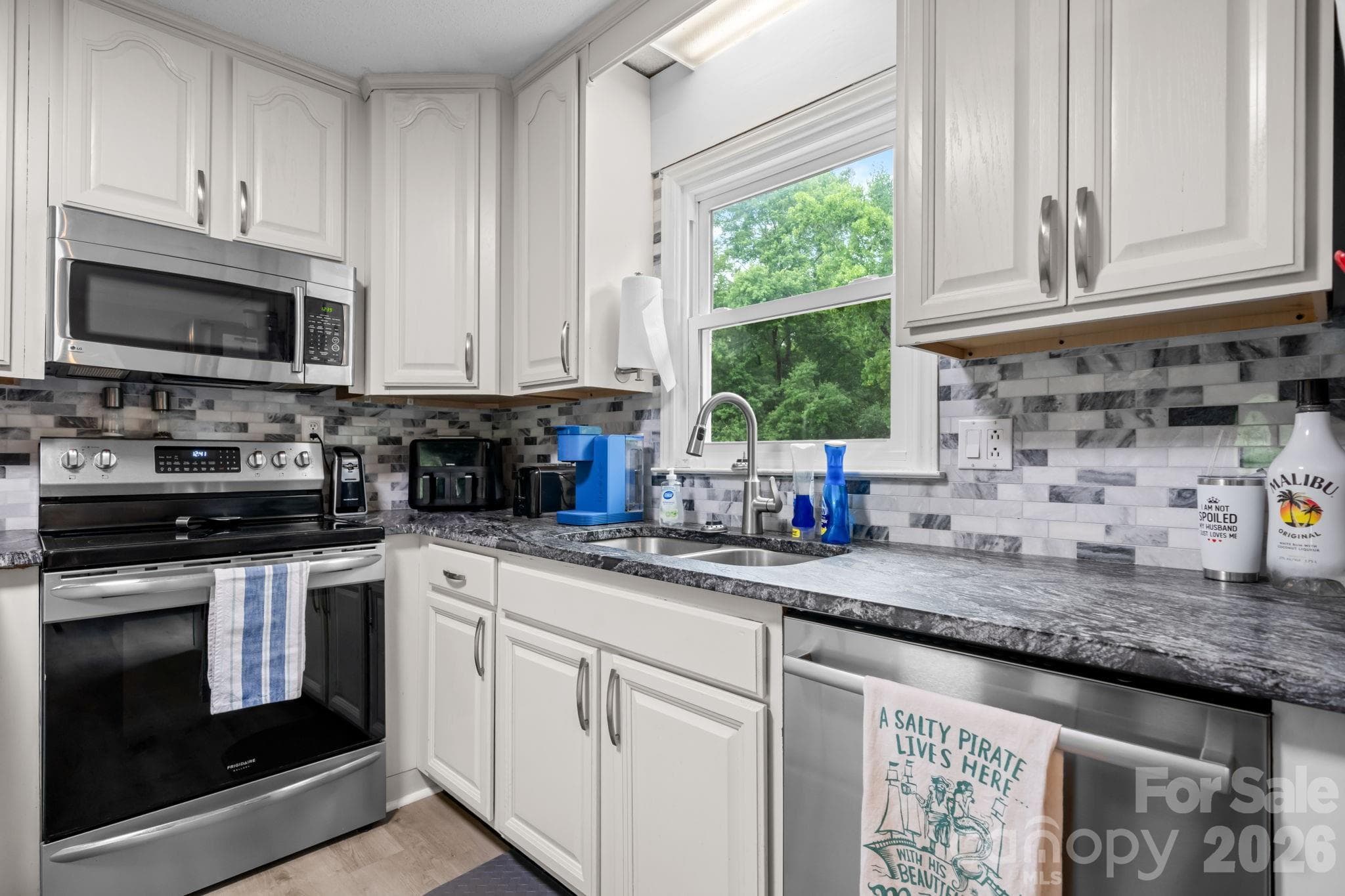 Single Family Residence at 4690 Worth Place, Granite Falls, photo 7 of 36