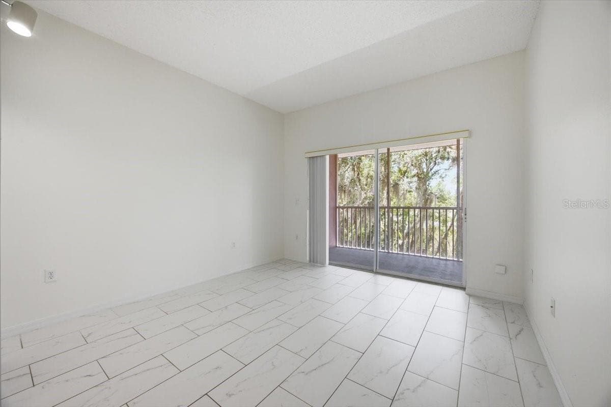 Condominium at 3157 SUN LAKE CT #B, KISSIMMEE, photo 15 of 37