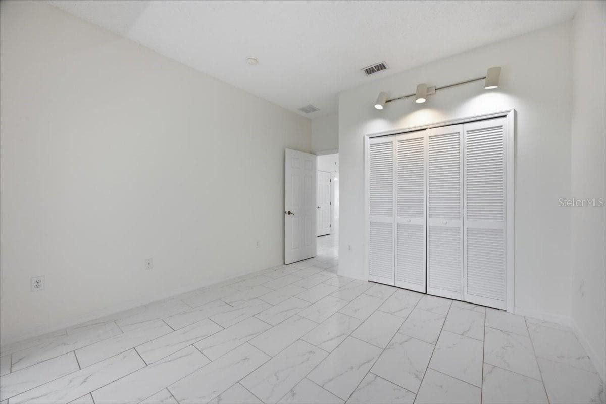 Condominium at 3157 SUN LAKE CT #B, KISSIMMEE, photo 16 of 37