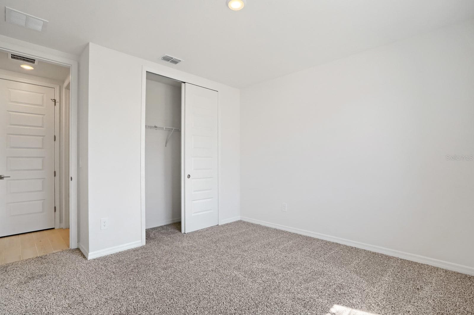 Single Family Residence at 2332 CITRUS BLOOM DR, BARTOW, photo 6 of 34