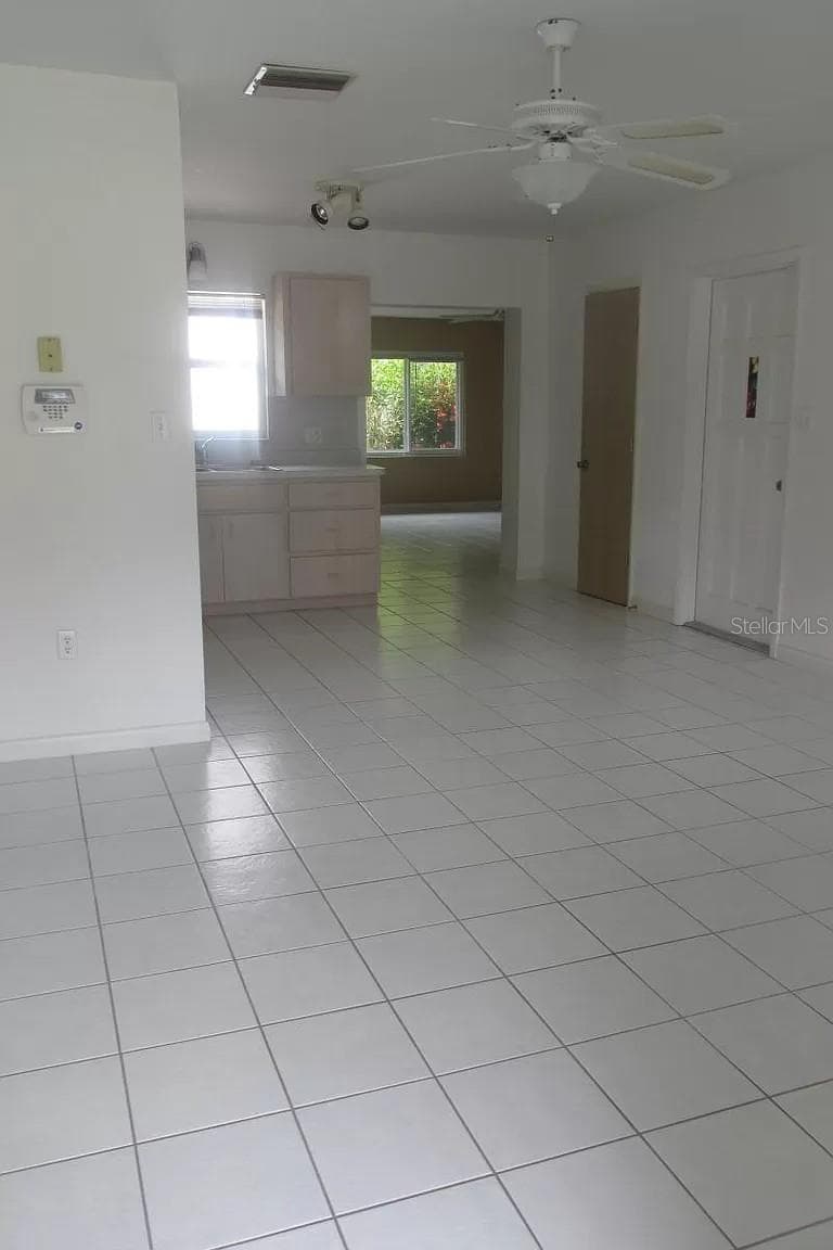 Duplex at 2911 BENTLEY ST, SARASOTA, photo 6 of 14
