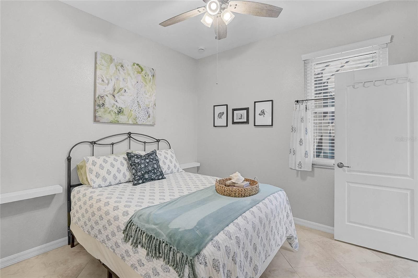 Single Family Residence at 20275 GRANLAGO DR, VENICE, photo 21 of 63
