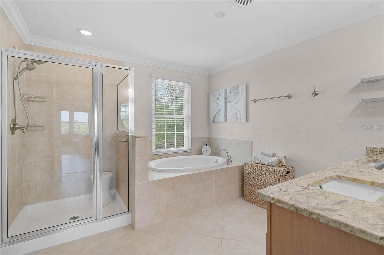 Single Family Residence at 20275 GRANLAGO DR, VENICE, photo 28 of 63