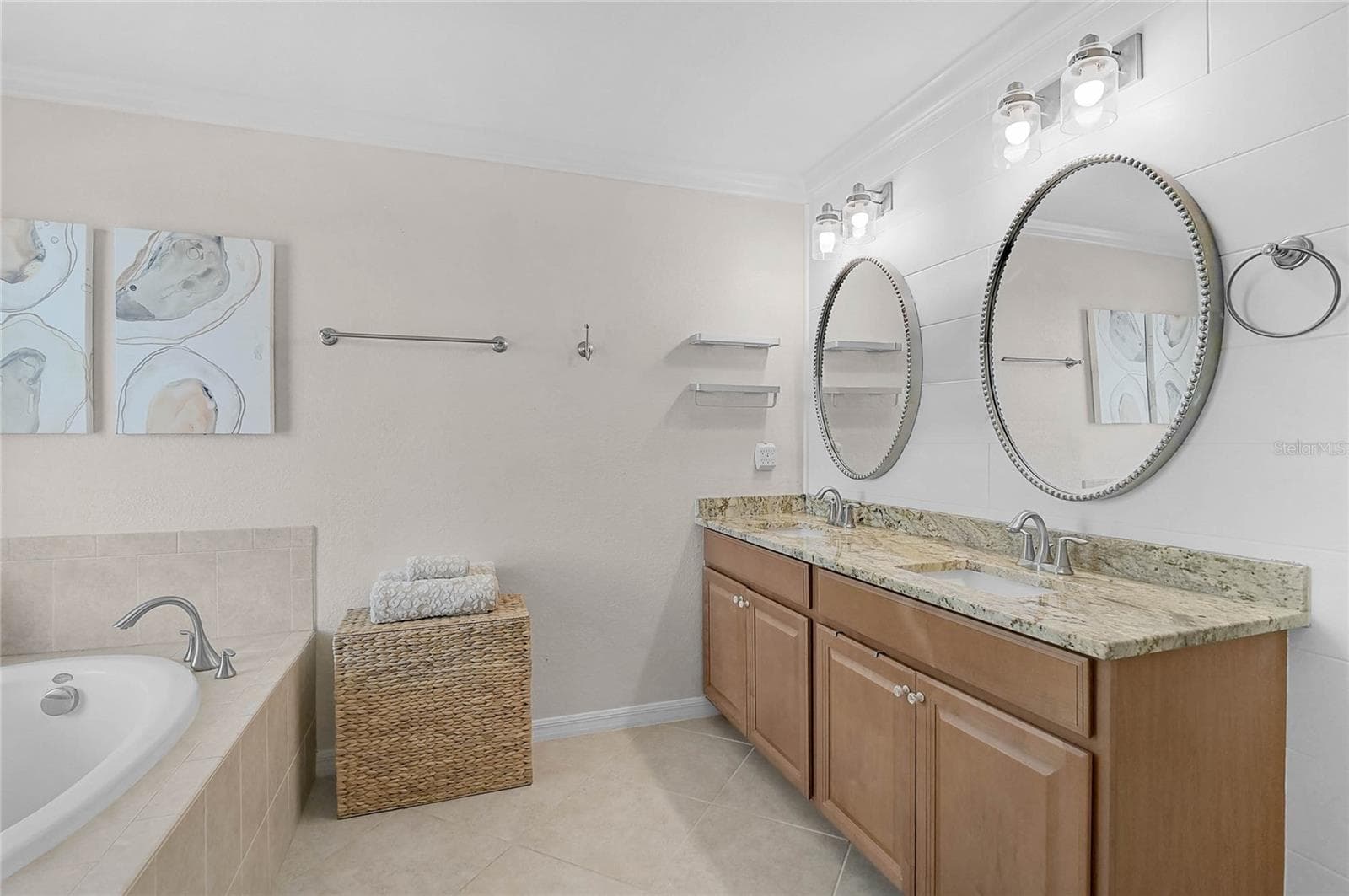 Single Family Residence at 20275 GRANLAGO DR, VENICE, photo 29 of 63