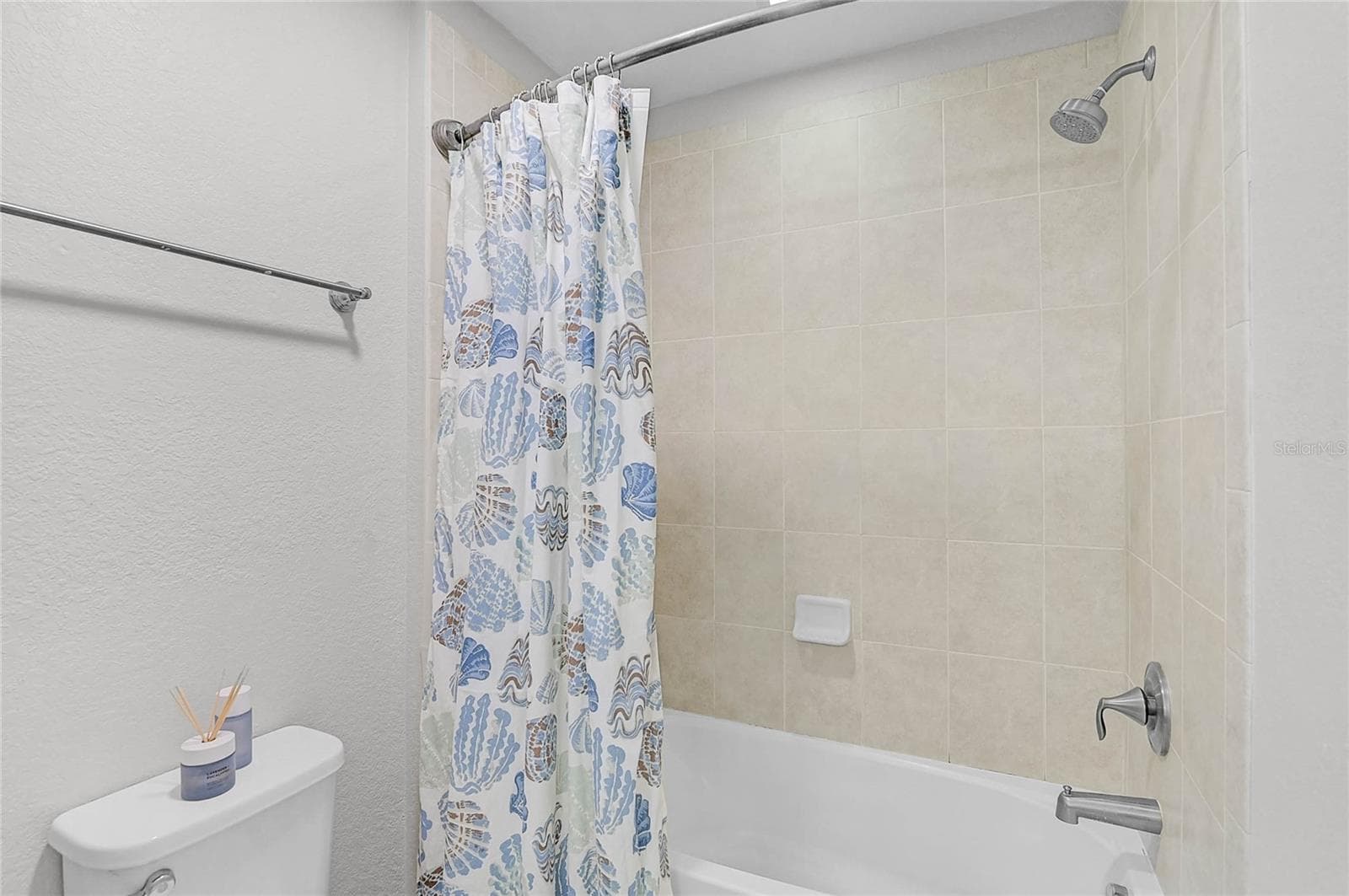 Single Family Residence at 20275 GRANLAGO DR, VENICE, photo 32 of 63