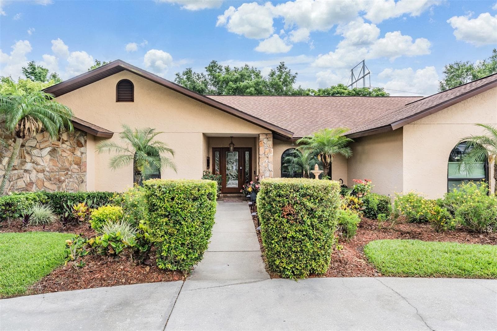 Single Family Residence at 13203 SPINDLEWYCK CV, RIVERVIEW, photo 5 of 55