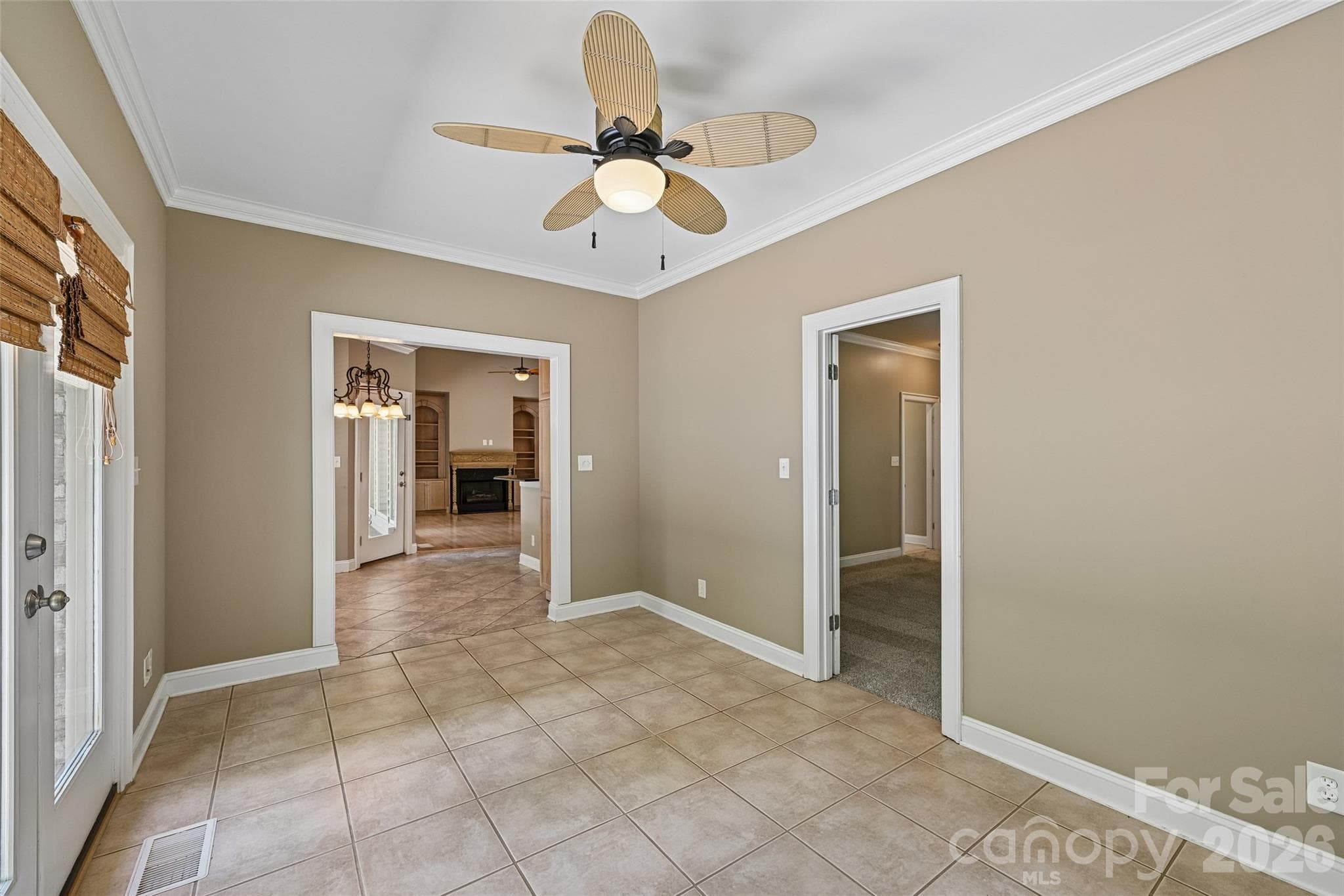 Single Family Residence at 304 Catawba Crest Lane, Clover, photo 27 of 48