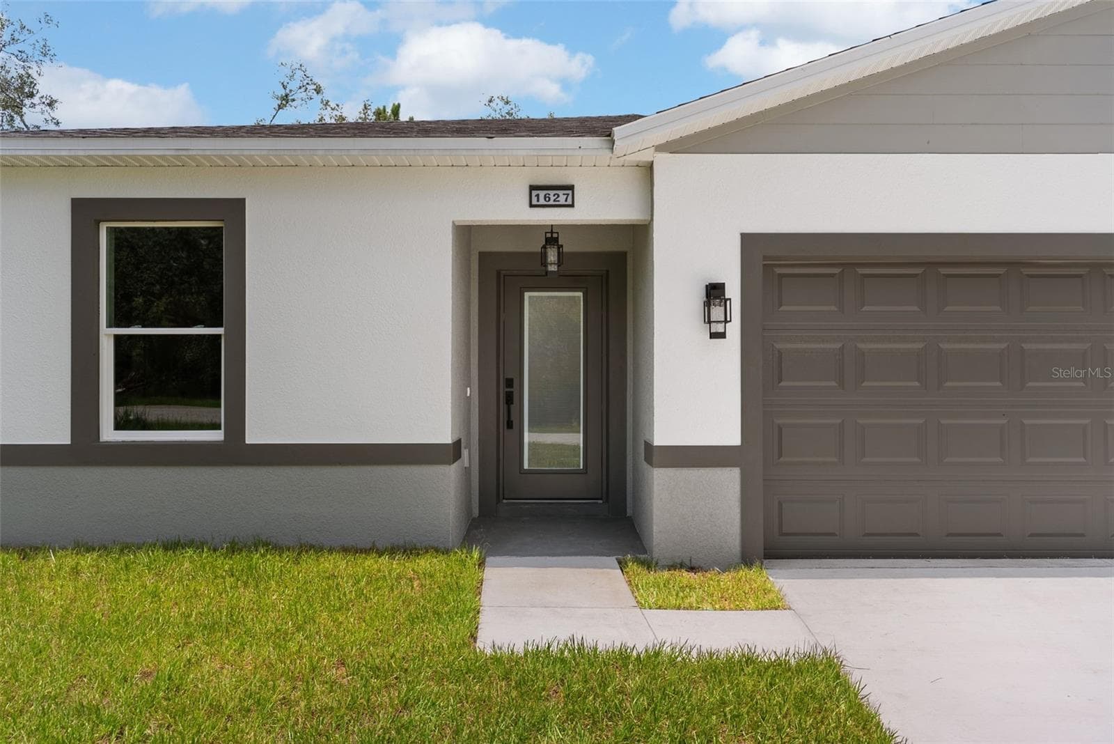 Single Family Residence at 1627 PICKEREL CT, POINCIANA, photo 4 of 43