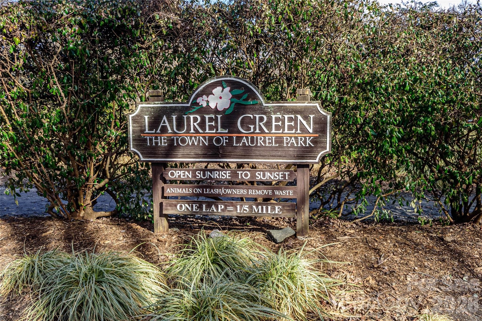 Laurel Green Park - 8 Lakemoor Lane, Hendersonville