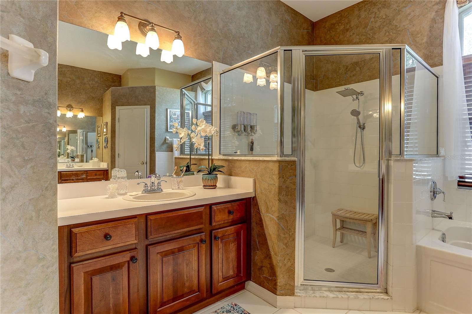 Primary Bath - 3815 RED BLUFF CT, LAND O LAKES