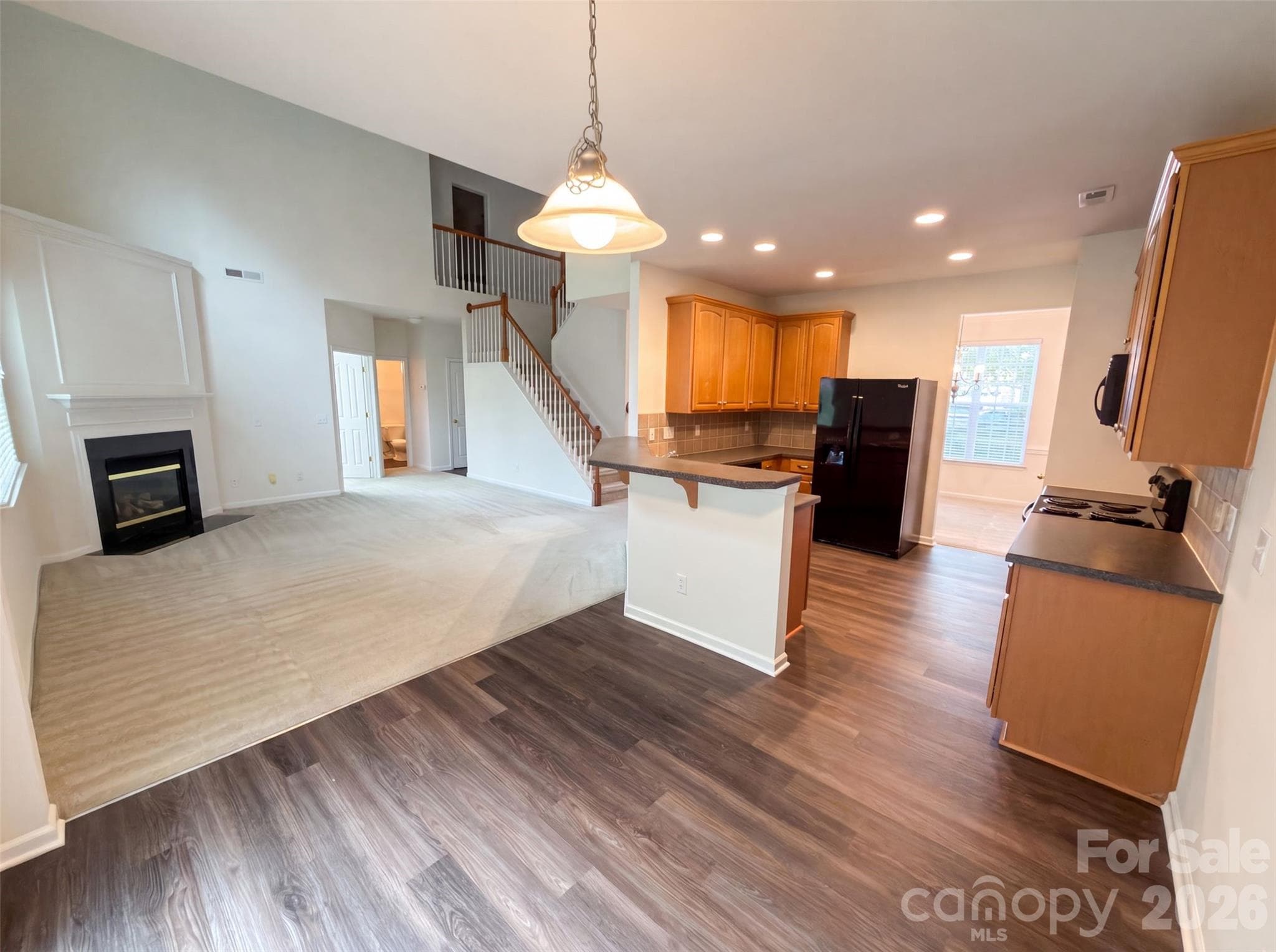 Single Family Residence at 17240 Westmill Lane, Charlotte, photo 7 of 15