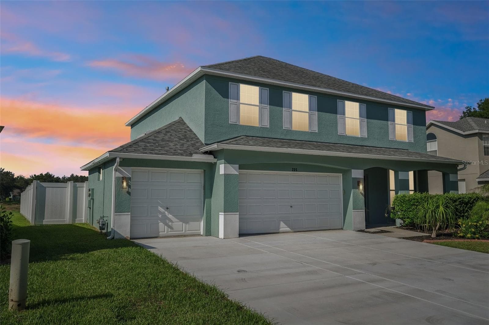 Single Family Residence at 205 ROSANA DR, BRANDON, photo 9 of 66