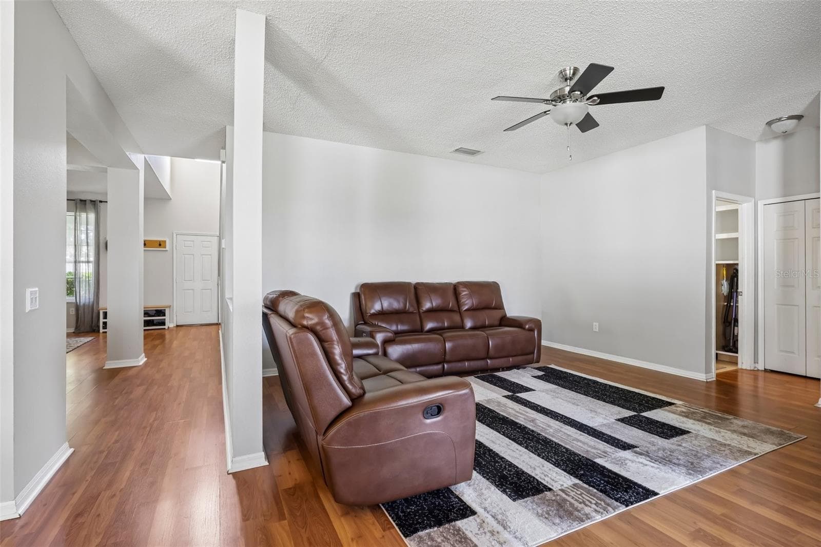 Single Family Residence at 205 ROSANA DR, BRANDON, photo 24 of 66