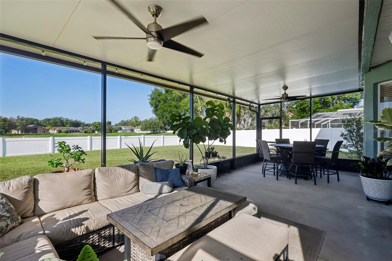 Single Family Residence at 205 ROSANA DR, BRANDON, photo 32 of 66