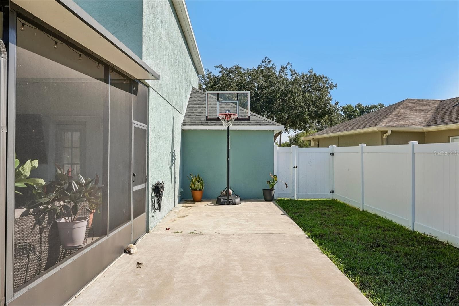 Single Family Residence at 205 ROSANA DR, BRANDON, photo 35 of 66