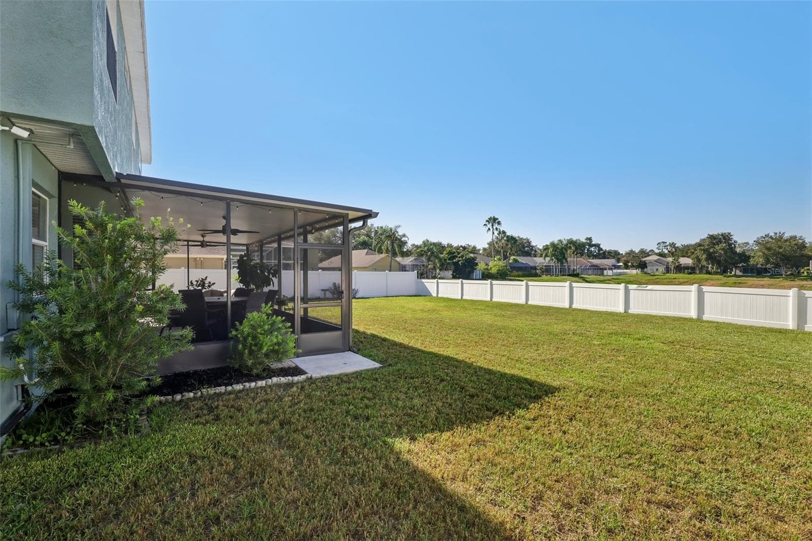 Single Family Residence at 205 ROSANA DR, BRANDON, photo 37 of 66
