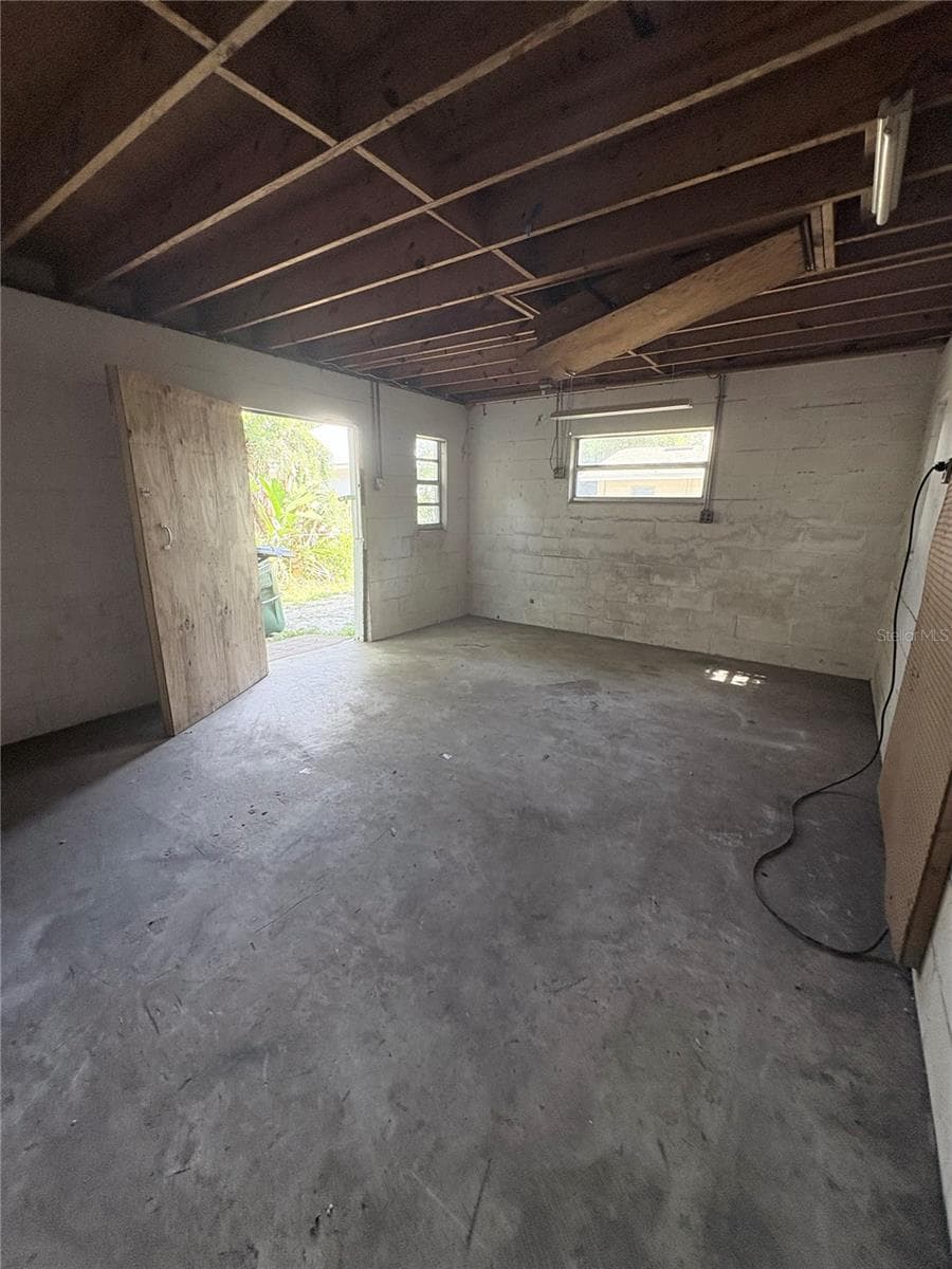 Workshop Interior - 434 AVENUE D SE, WINTER HAVEN