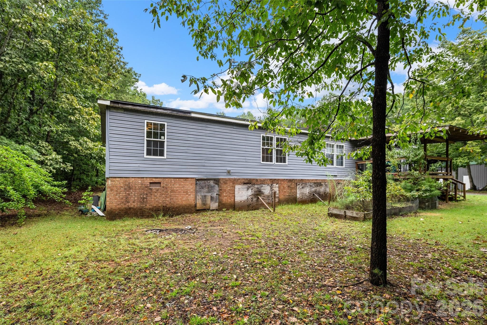 Single Family Residence at 135 Benton Road, Kings Mountain, photo 20 of 39