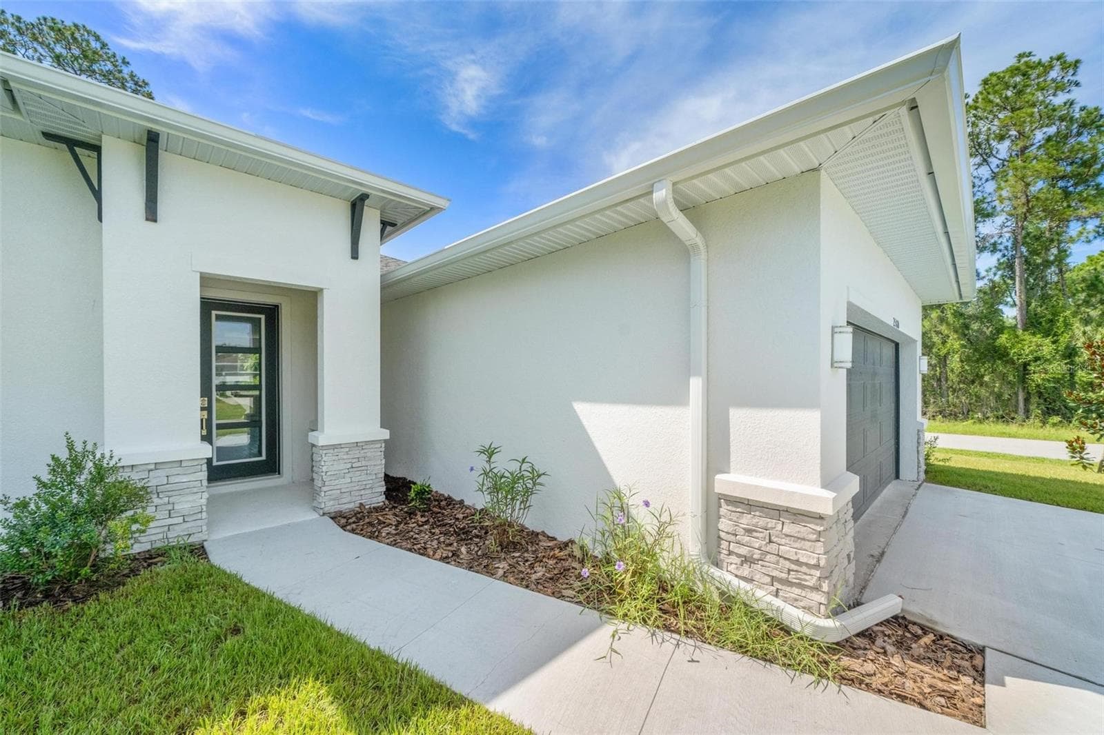 Single Family Residence at 17 EL DORADO BLVD N, CAPE CORAL, photo 3 of 27