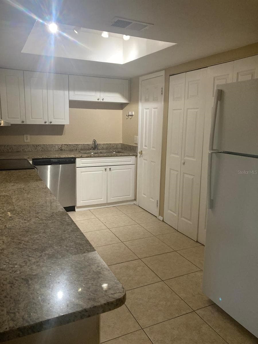 Condominium at 9911 TURF CT #2, ORLANDO, photo 3 of 12