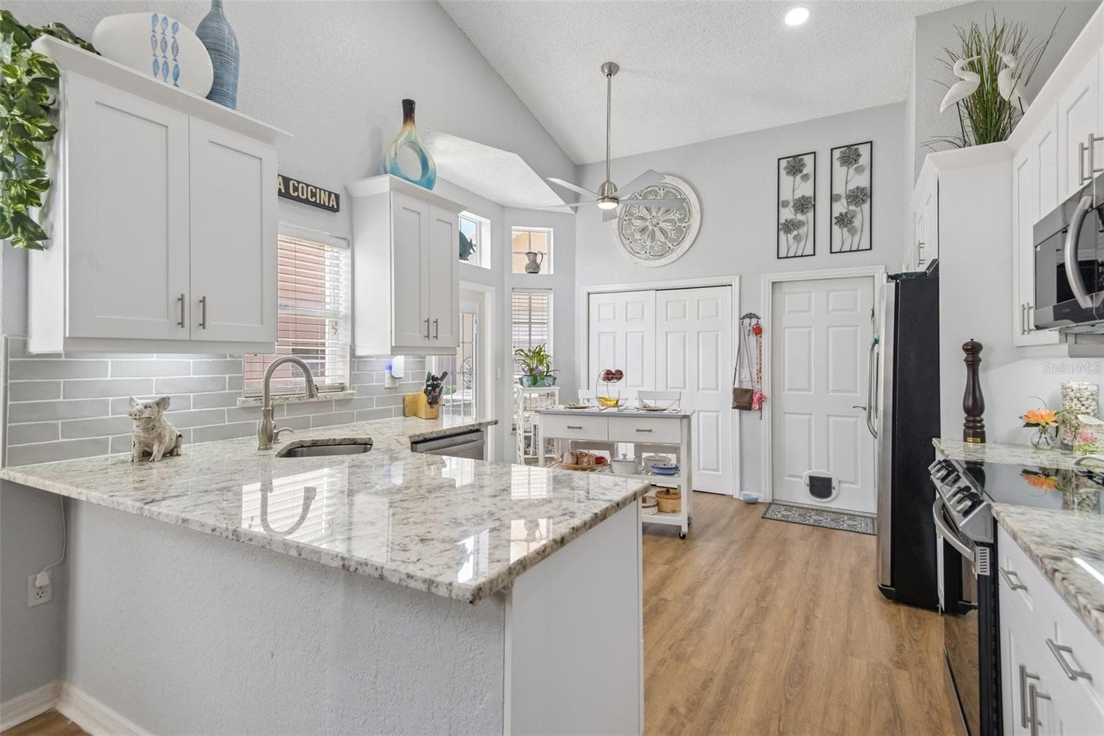 Villa at 9330 NEW ORLEANS DR, WEEKI WACHEE, photo 11 of 42
