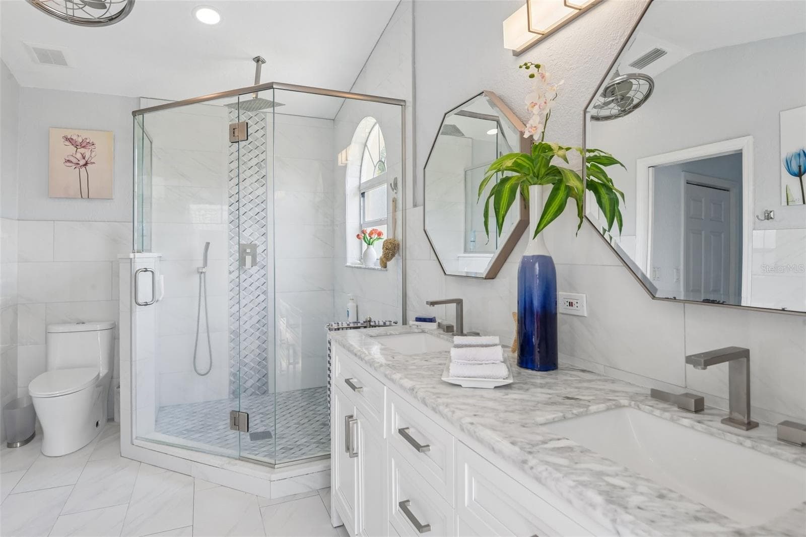 Villa at 9330 NEW ORLEANS DR, WEEKI WACHEE, photo 23 of 42