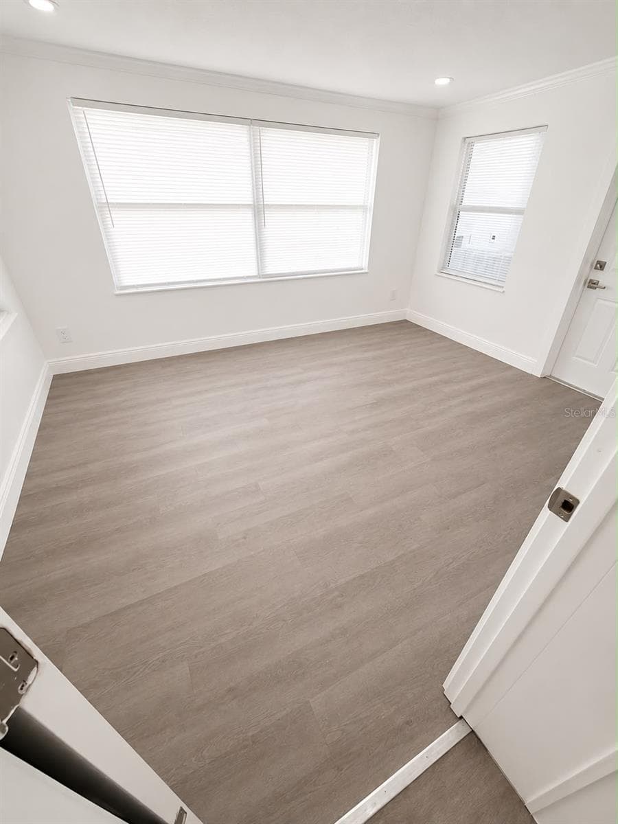 Single Family Residence at 4116 OAKFIELD AVE, HOLIDAY, photo 13 of 20