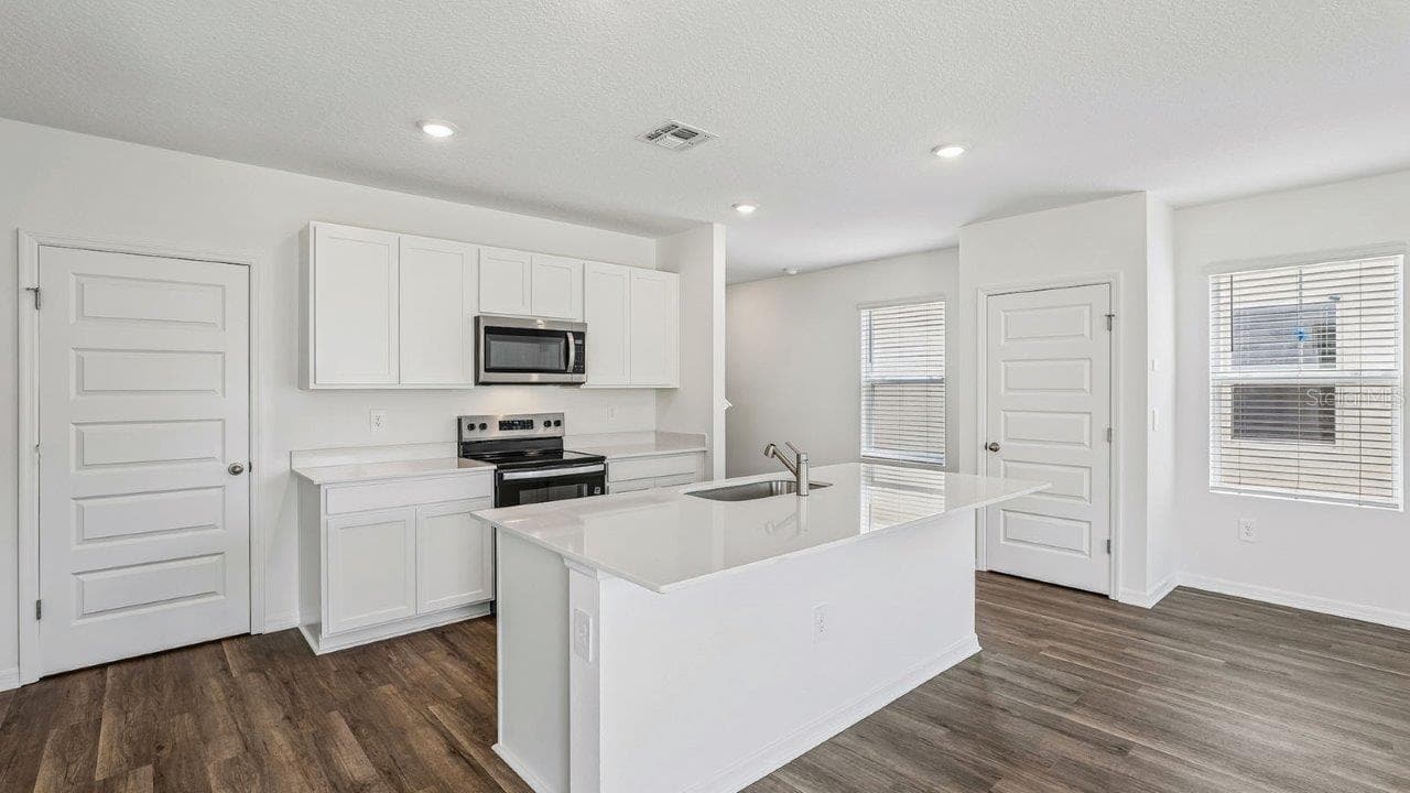 Single Family Residence at 6064 NAVONA WAY, WINTER HAVEN, photo 6 of 36