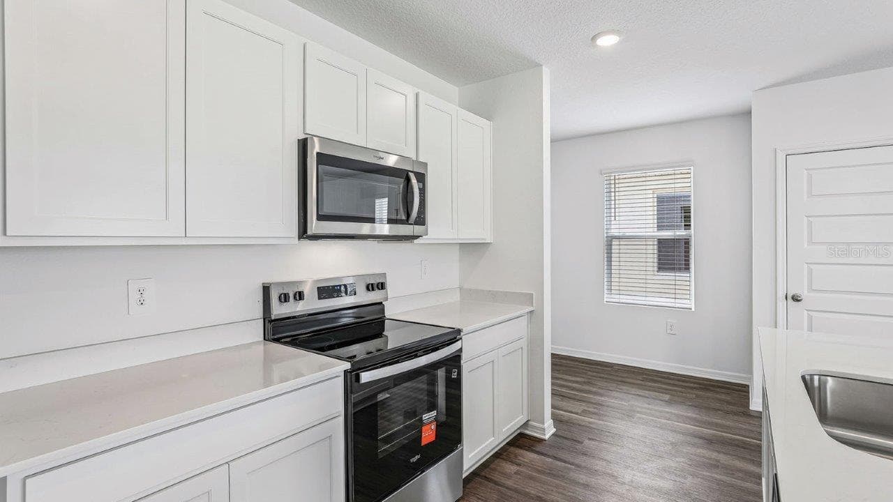 Single Family Residence at 6064 NAVONA WAY, WINTER HAVEN, photo 8 of 36