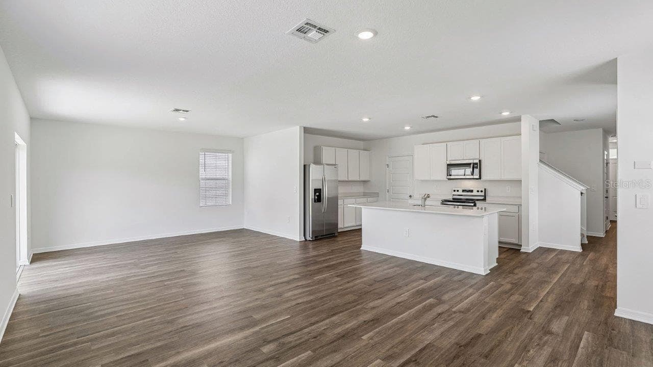 Single Family Residence at 6064 NAVONA WAY, WINTER HAVEN, photo 11 of 36